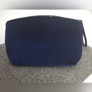 Lancome Navy Blue Velvet Makeup Cosmetic Bag Zipper Top Wristlet Strap NWOT (VS)